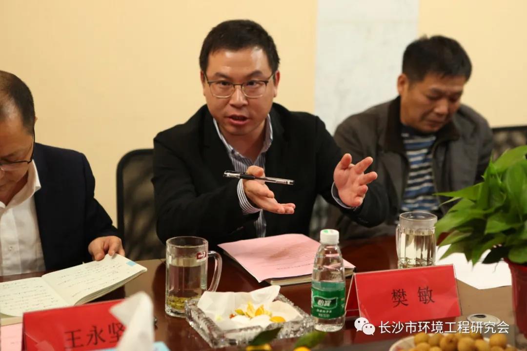 湖南保安服務(wù),墻外高空清洗服務(wù),湖南保利天創(chuàng)物業(yè)發(fā)展有限公司