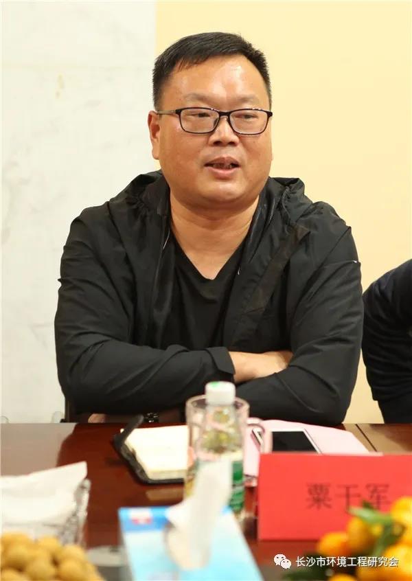 湖南保安服務(wù),墻外高空清洗服務(wù),湖南保利天創(chuàng)物業(yè)發(fā)展有限公司