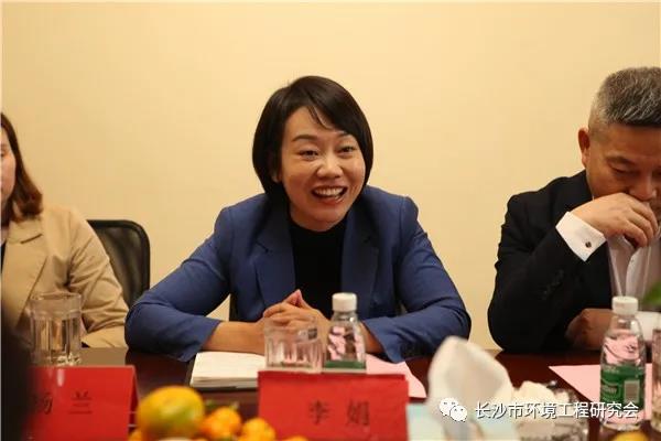 湖南保安服務(wù),墻外高空清洗服務(wù),湖南保利天創(chuàng)物業(yè)發(fā)展有限公司