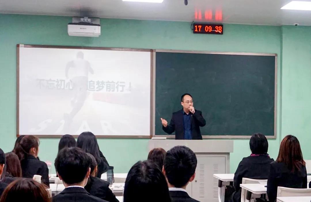 湖南保安服務,墻外高空清洗服務,湖南保利天創物業發展有限公司