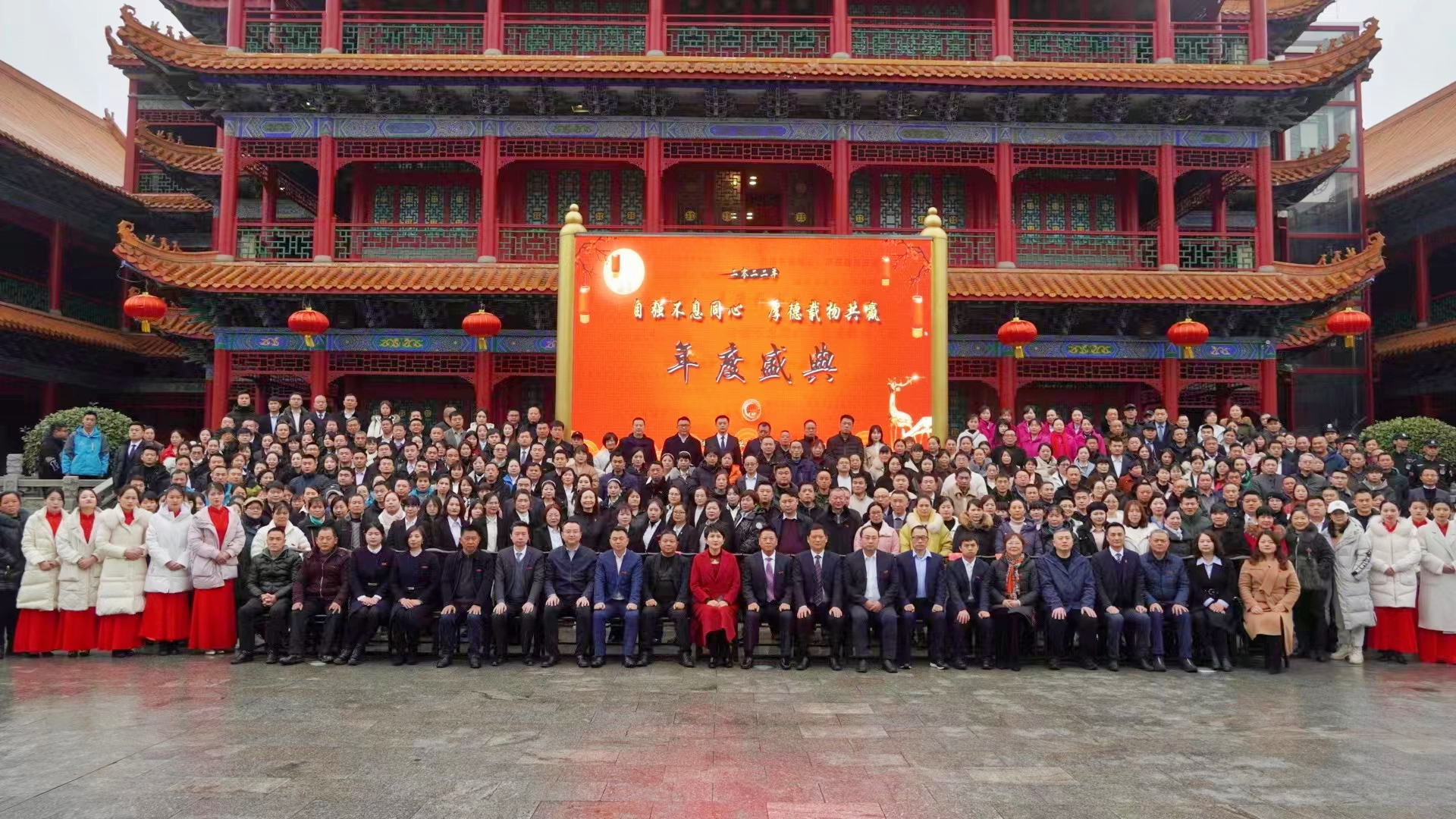 湖南保安服務,墻外高空清洗服務,湖南保利天創物業發展有限公司