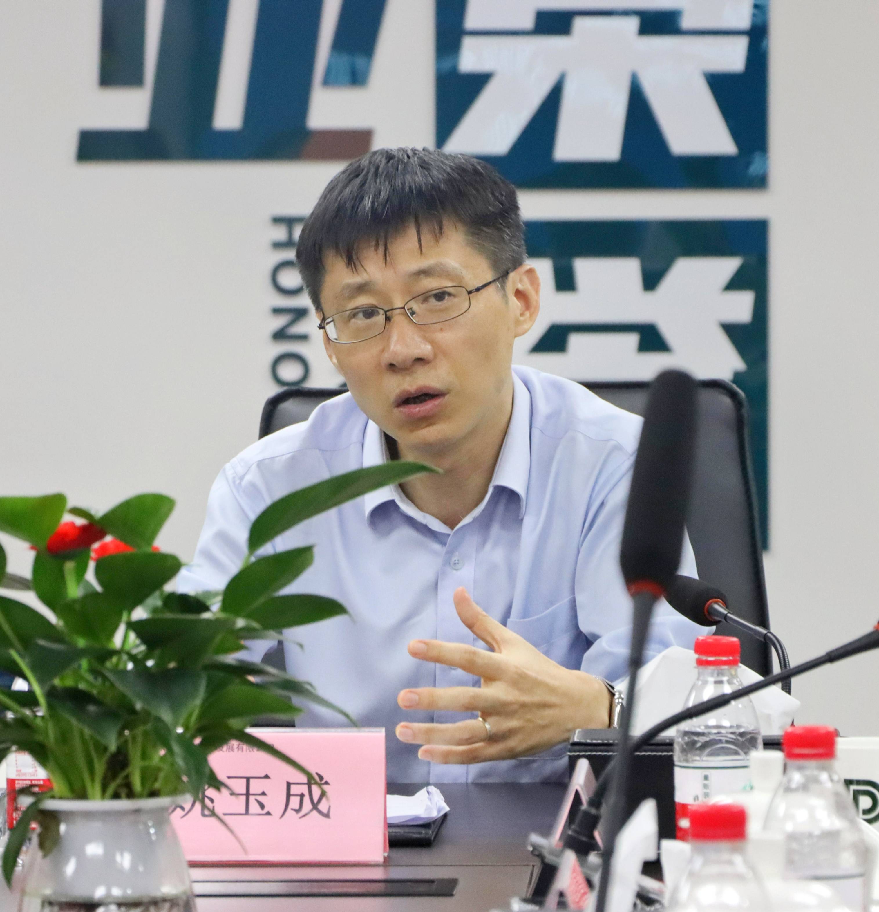 湖南保安服務,墻外高空清洗服務,湖南保利天創(chuàng)物業(yè)發(fā)展有限公司