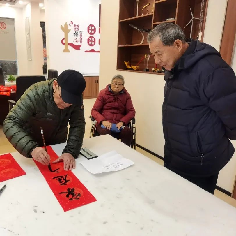 湖南保安服務,墻外高空清洗服務,湖南保利天創(chuàng)物業(yè)發(fā)展有限公司