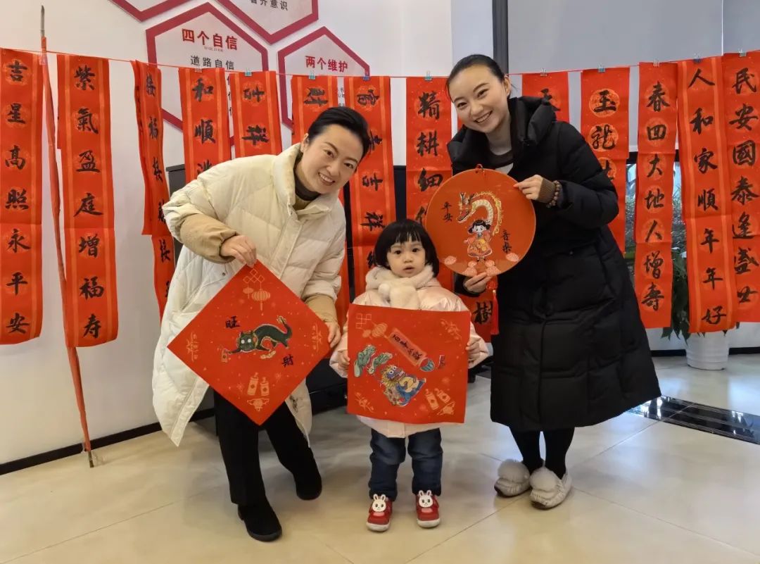 湖南保安服務,墻外高空清洗服務,湖南保利天創(chuàng)物業(yè)發(fā)展有限公司