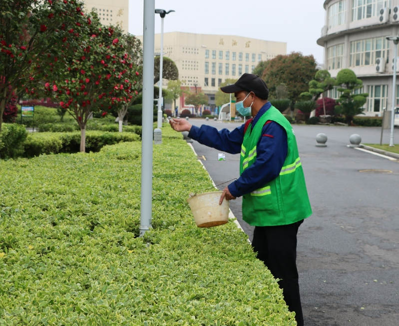 湖南保安服務(wù),墻外高空清洗服務(wù),湖南保利天創(chuàng)物業(yè)發(fā)展有限公司
